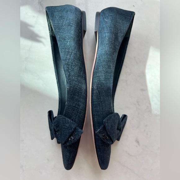 Tory Burch Navy Rosalind Pointed Toe Bow Flats sz 6.5 - Picture 8 of 9